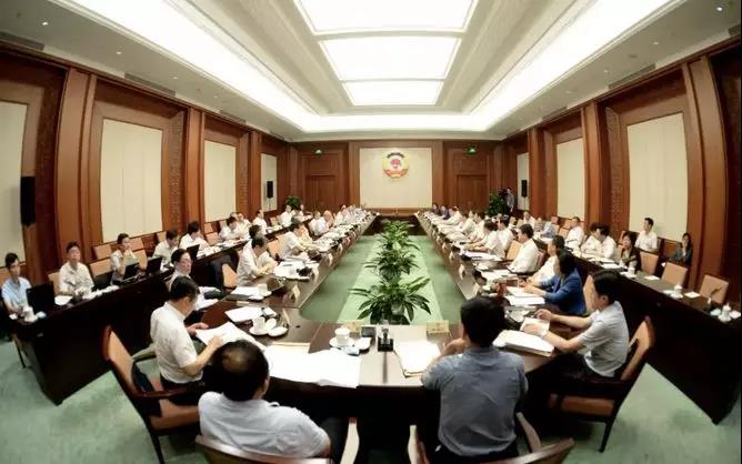 國家有錢了，民辦學校就該退場了？