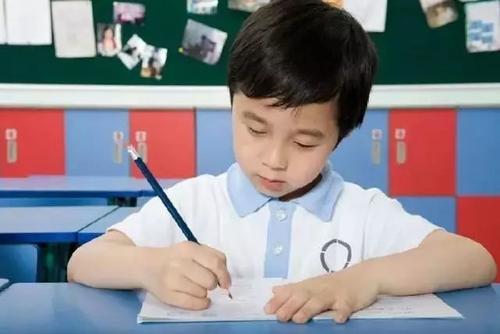 教育部：再不練字，孩子將無緣上大學(xué)?。ɡ蠋熮D(zhuǎn)給家長）