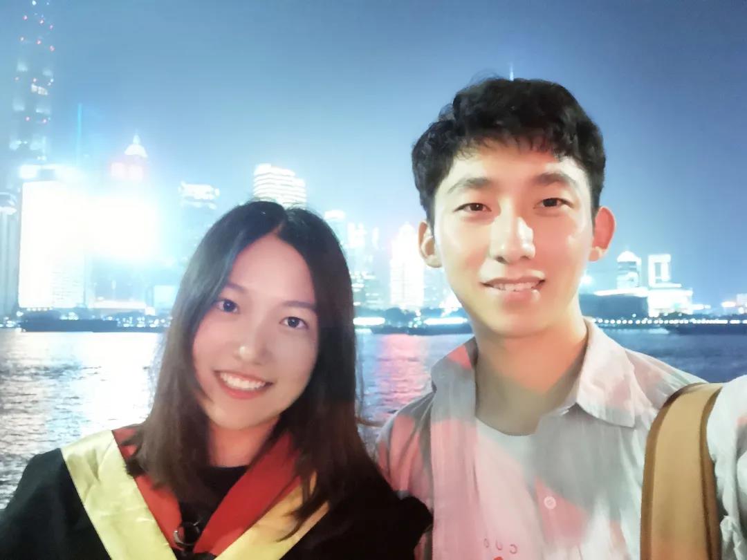 學霸情侶一起投身國防事業，愛情和優秀同時發生了…